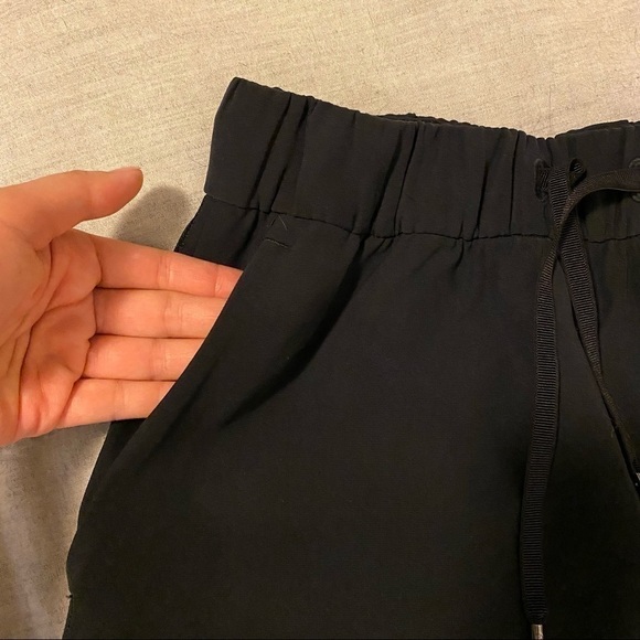 LULULEMON On the fly skirt drawstring waist black - Picture 6 of 14